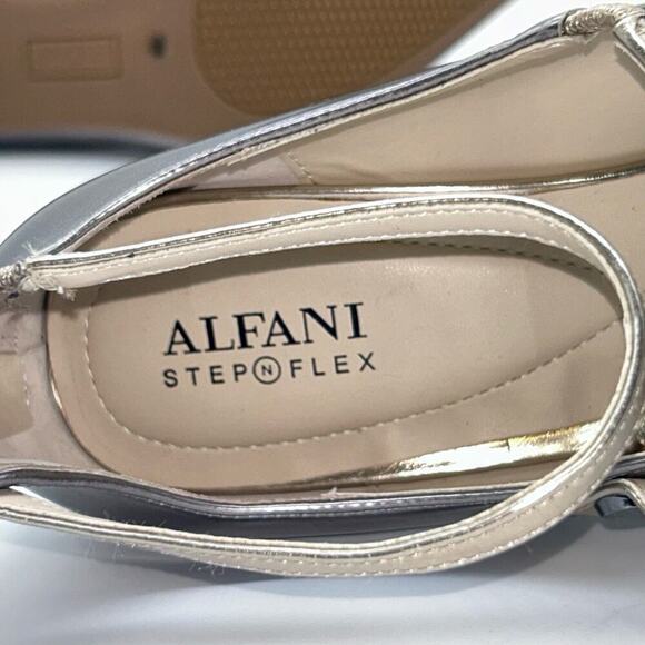Alfani‎ Step N Flex Heels Womens 10M Dark Pewter Gold Straps Siennahp Pumps NEW - Picture 13 of 15